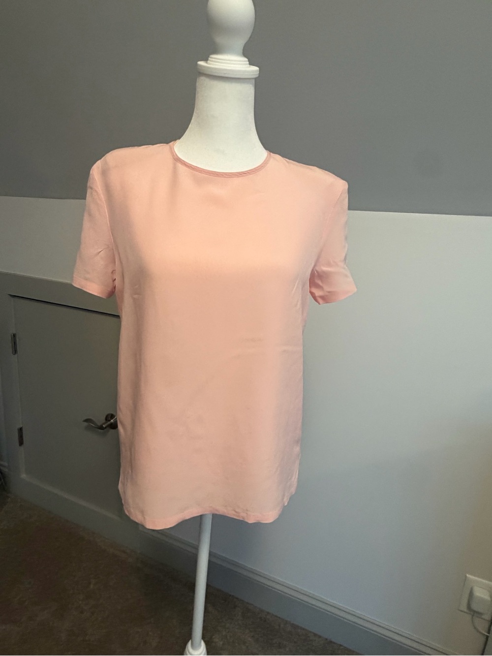 CHANEL Boutique Vintage Pale Pink Silk Short Sleeve Blouse Top Gold CC Button 36